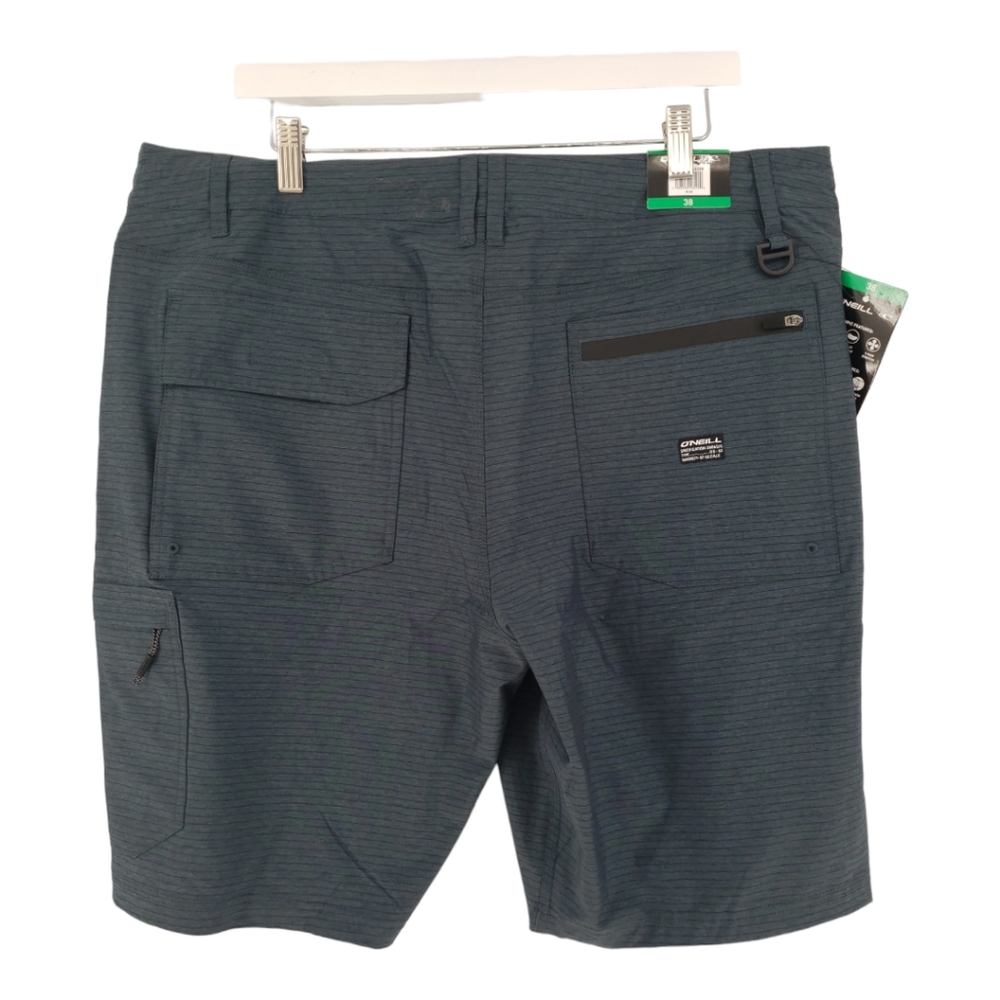 O'Neill NWT Crossover Short 38 in Blue Flat Front Zippered Pocket Hiking Golf